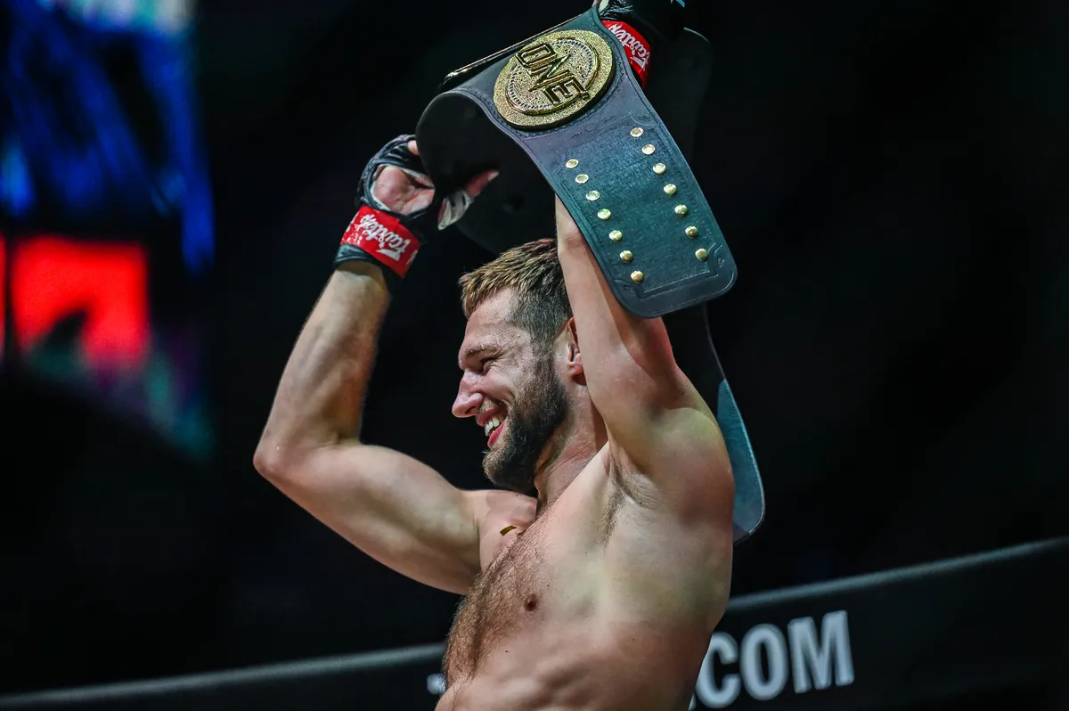 Reinier de Ridder Faces Defeat Against Caio Borralho at UFC 326