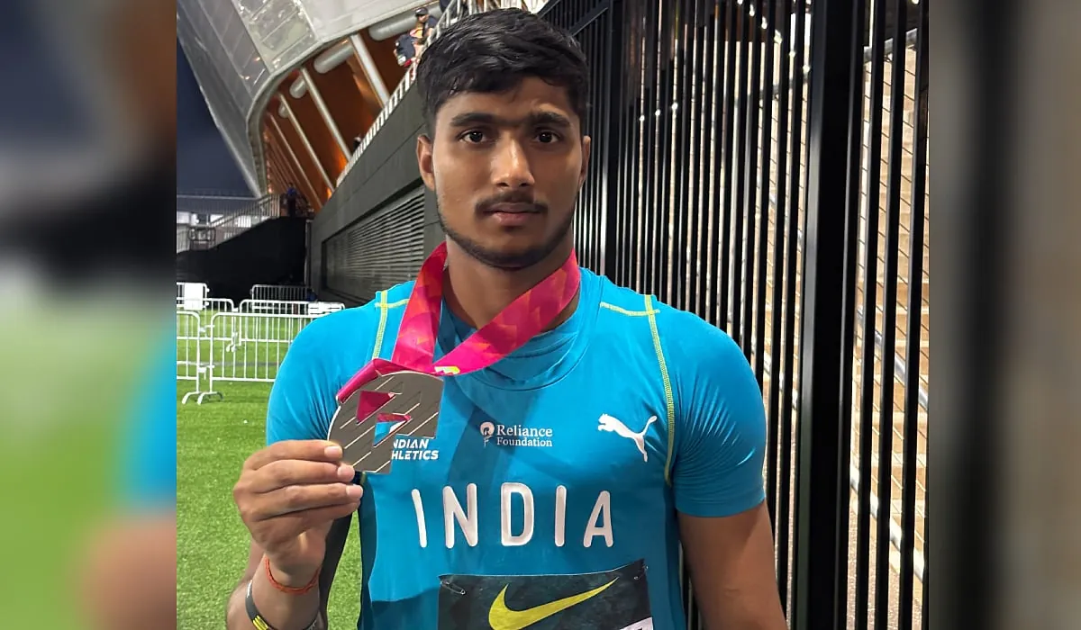 The 19-year-old Ashish Yadav became the second Indian, after two-time Olympic medallist Neeraj Chopra, to win a silver in the event.